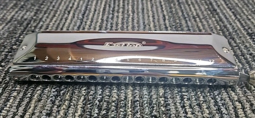 Easttop Chromatic 16-64 C Silver Harmonica with Case