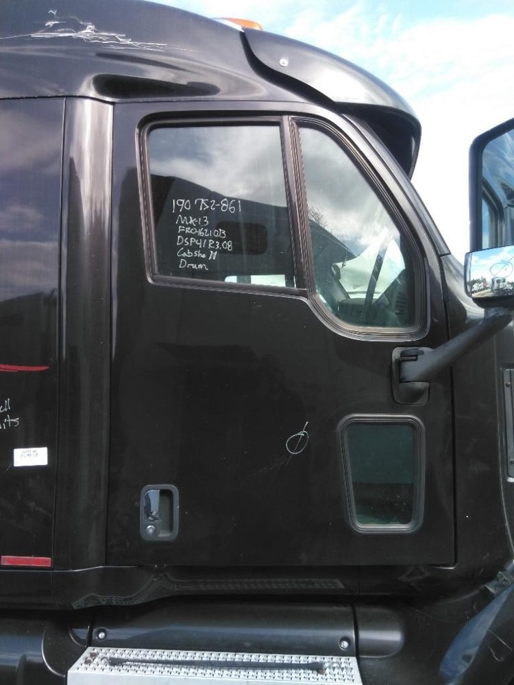 For 2015 PETERBILT 587 2012-2018 DOOR ASSEMBLY Right ,  GA