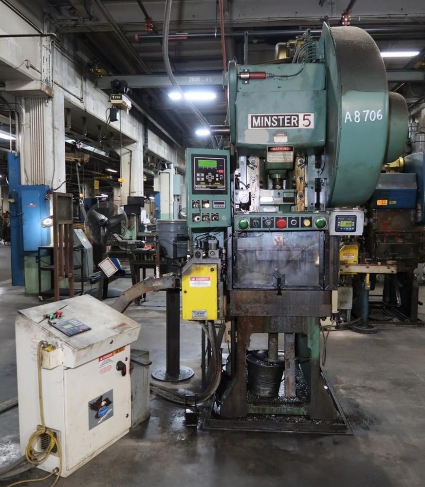 45 TON MINSTER "59S" FIXED-BASE GAP FRAME PRESS w/SERVO-FEED
