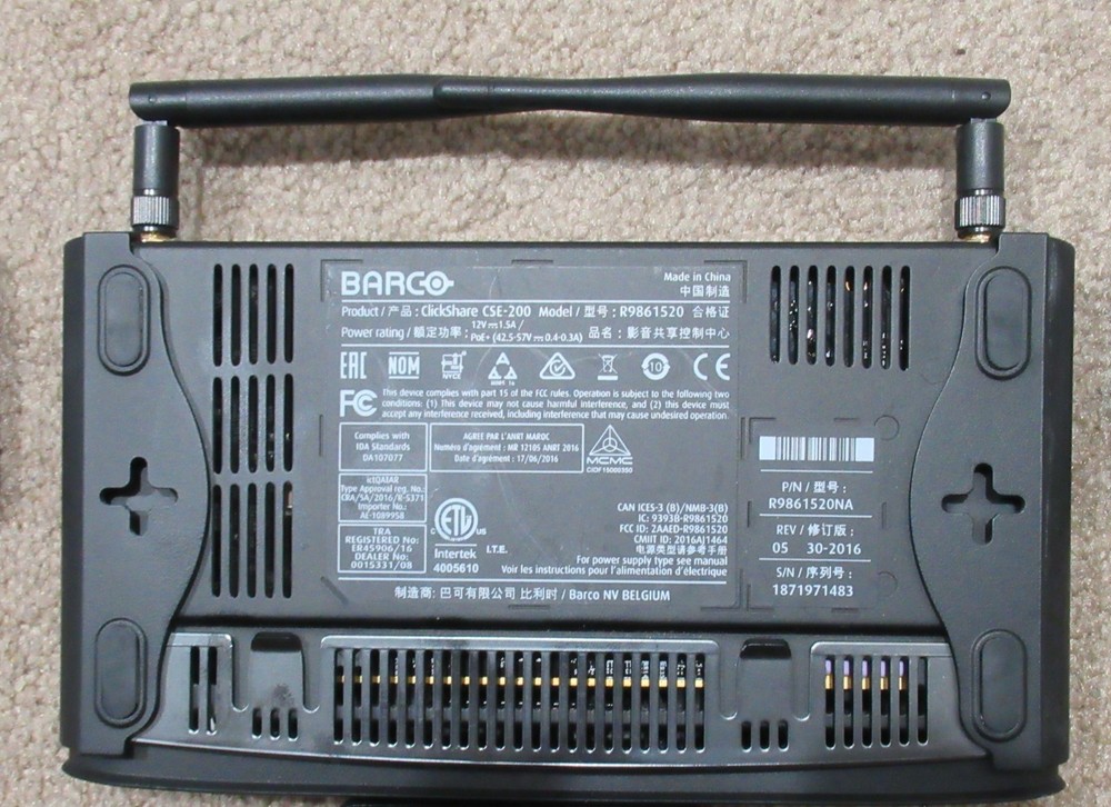 BARCO ClickShare CSE-200 Presentation System Model# R9861520 w/ Two Buttons