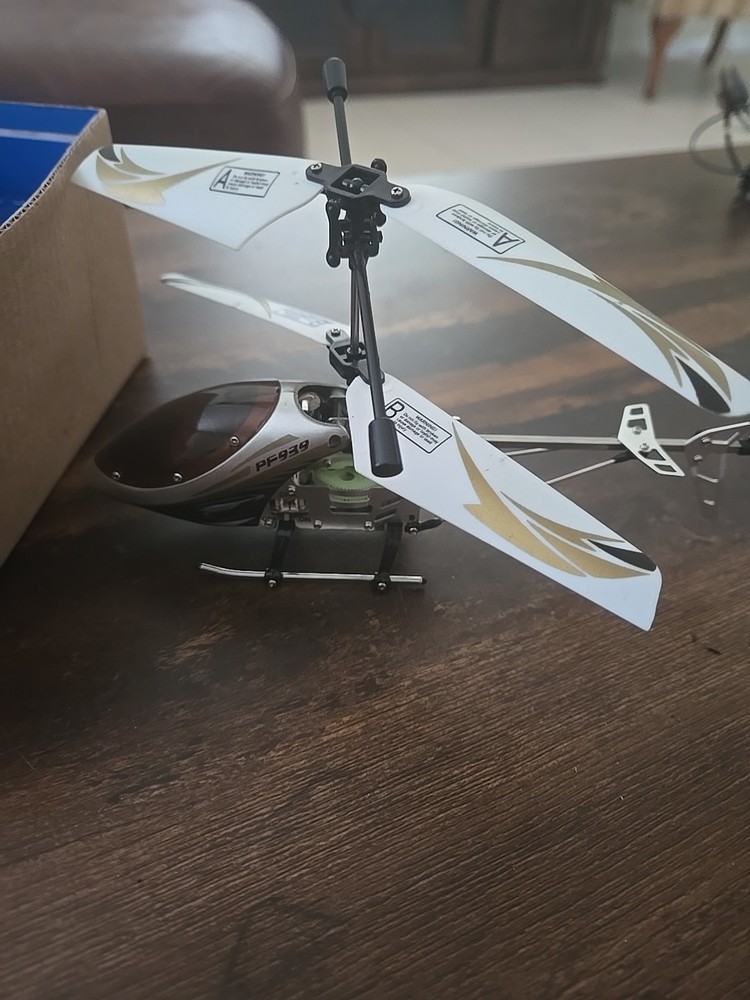 PF- 939 Radio Controlled Helicopter