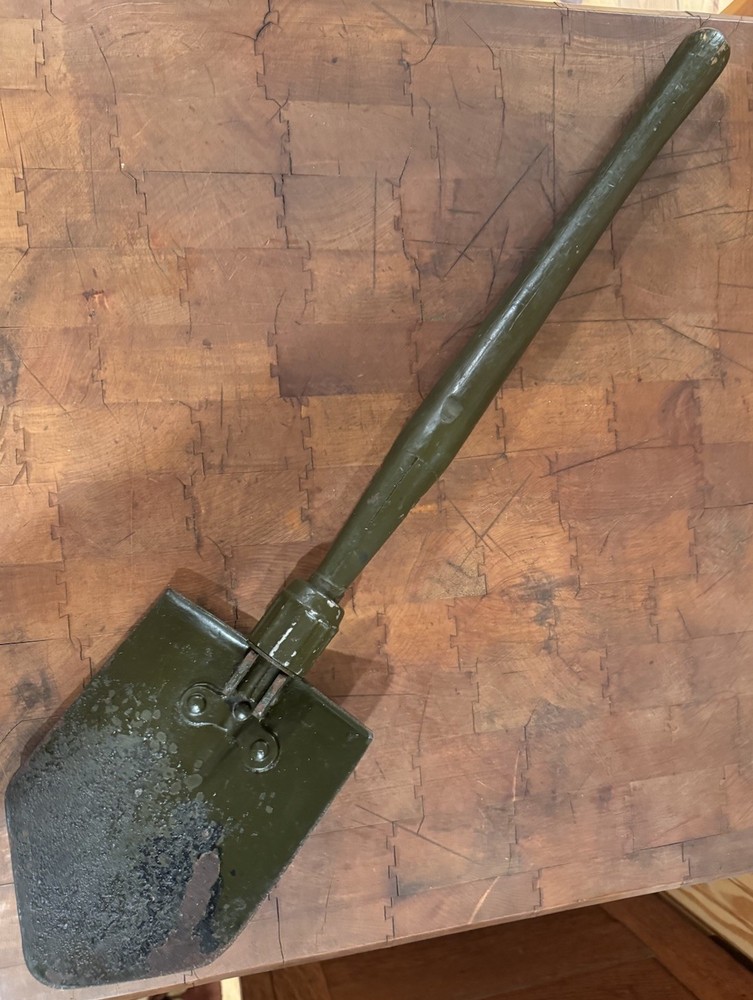 ORIGINAL WWII US ARMY M1943 COMBAT FIELD FOLDING SHOVEL