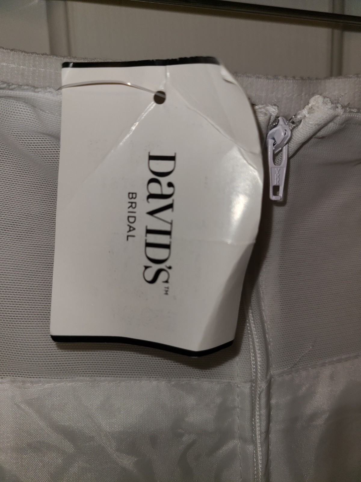 NWT Davids Bridal White Fit and Flare Slip Petticoat Size 8 Style 550 Zipper