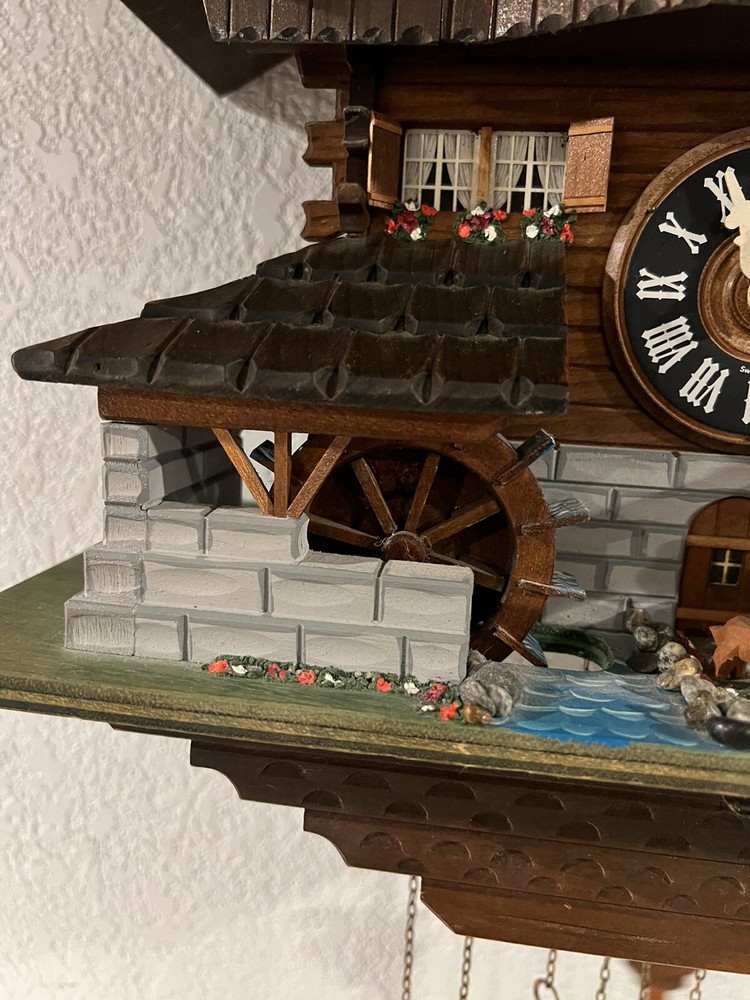 Vintage 1 day cuckoo clock