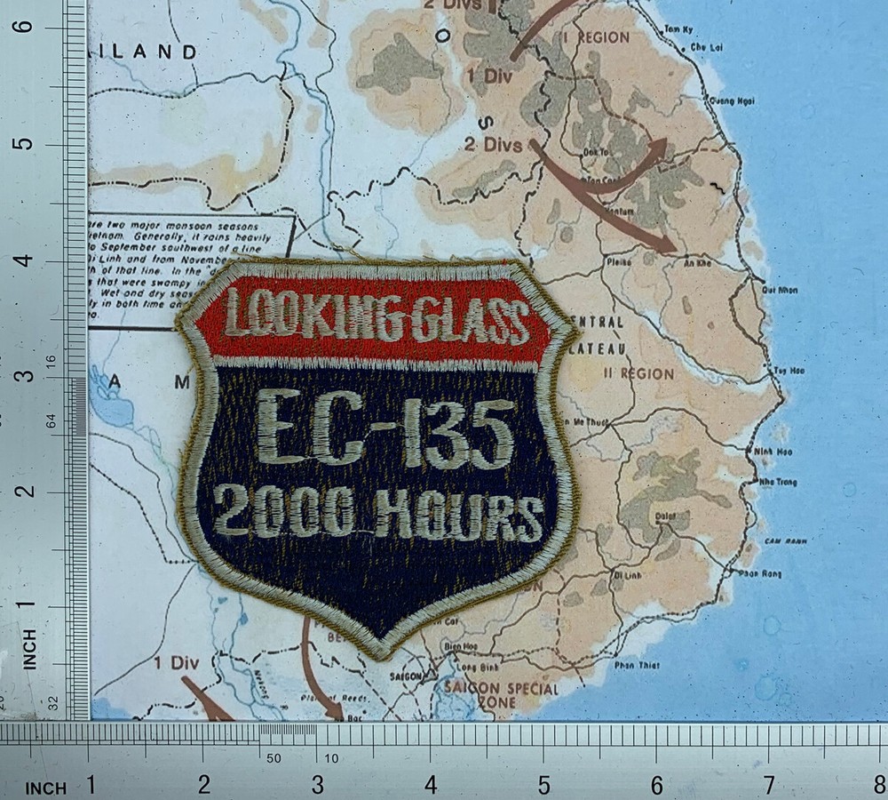 Patch , USAF 100 MISSION EC 135, LOOKING GLASS PATCH , S7