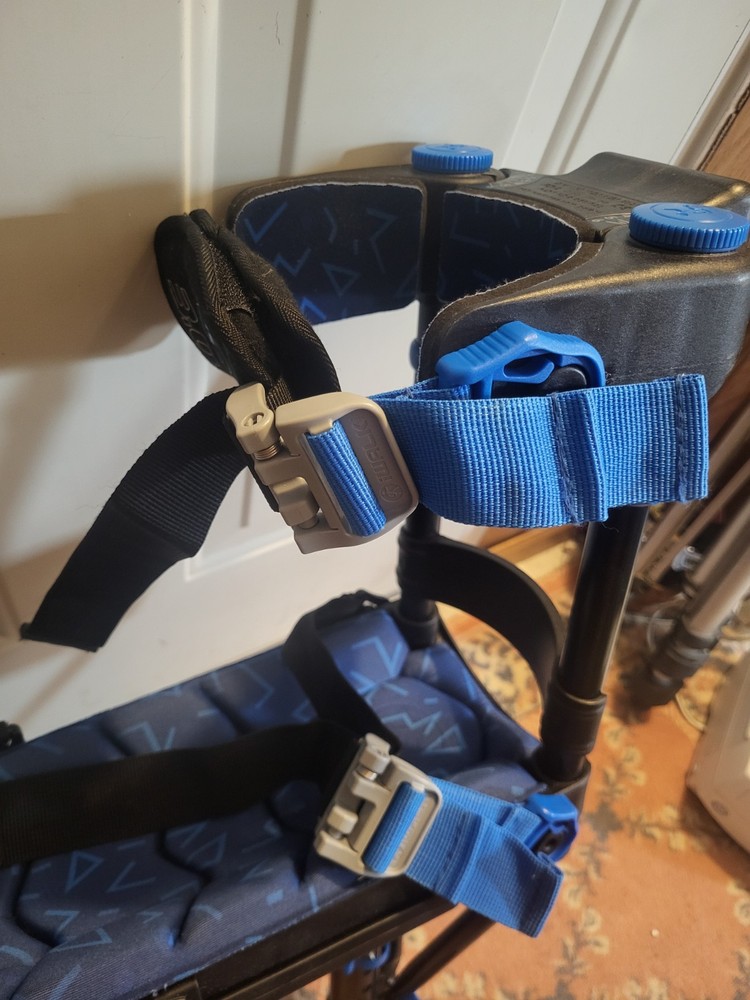 IWalk Knee Walker