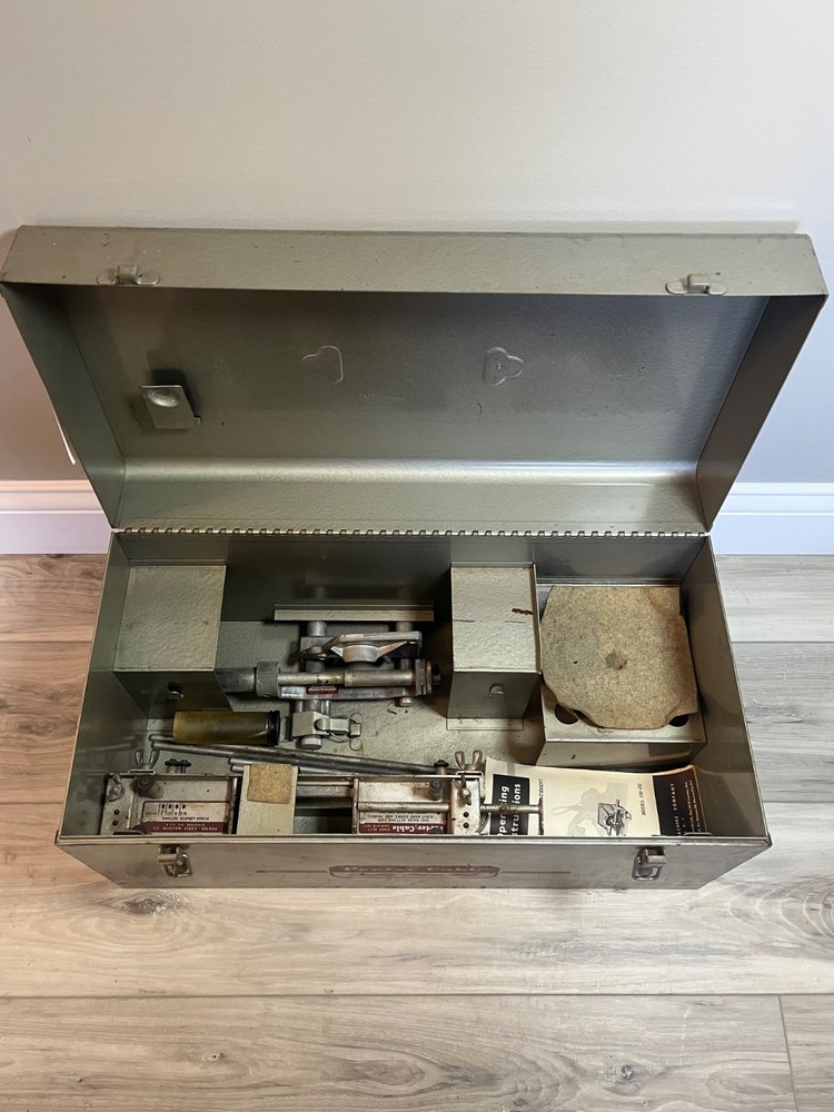 Porter Cable Model 100-P Planer, 150-CG Cutter, Hinge/Jam Attachments with Case