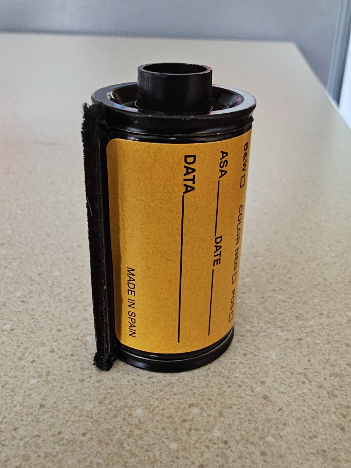 **NEW** 35mm Kalt Brand Reloadable Film Cassette Metal Snap Cap - New Old Stock