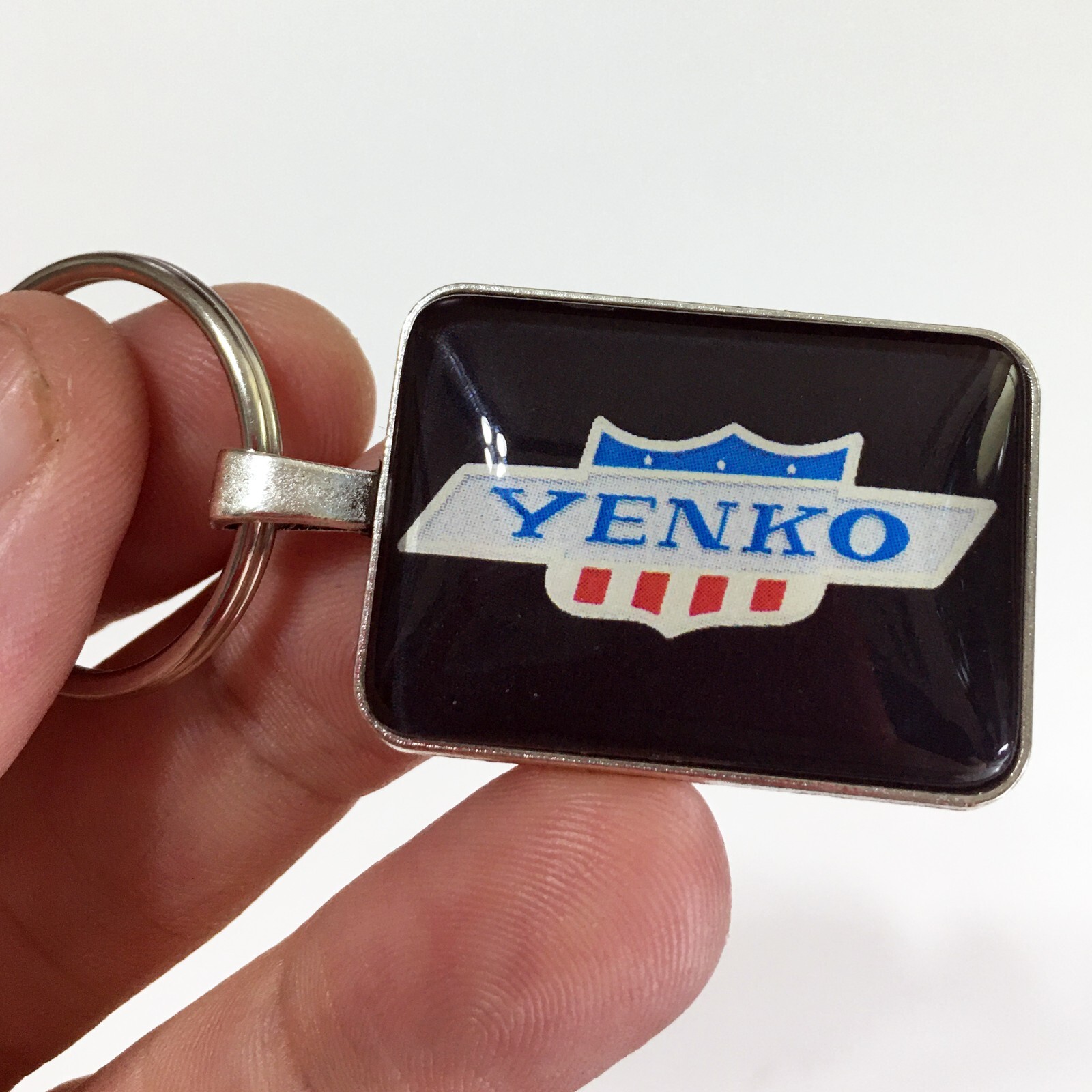 Vintage YENKO Fender Emblem Badge Logo 1" x 1.25" Keychain