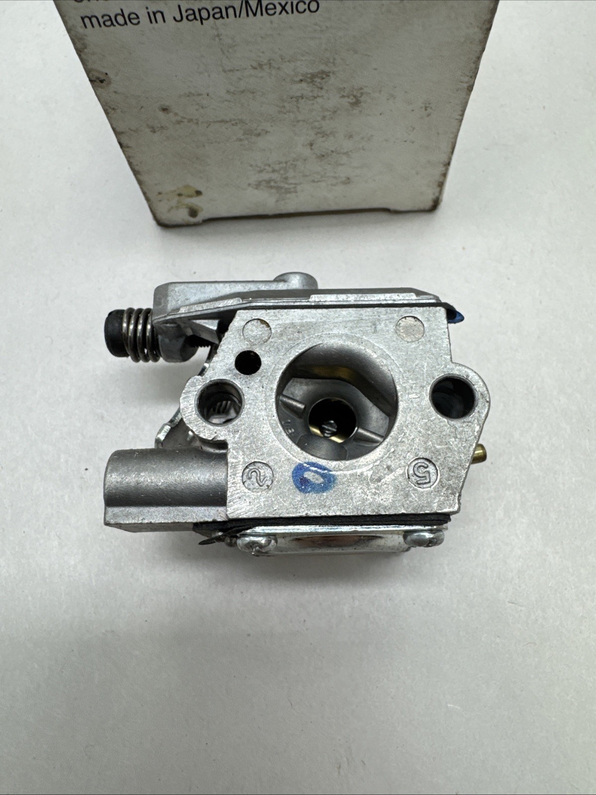 NEW OEM Poulan LT Trimmer Carburetor 530-035568 WALBRO WT-639-1