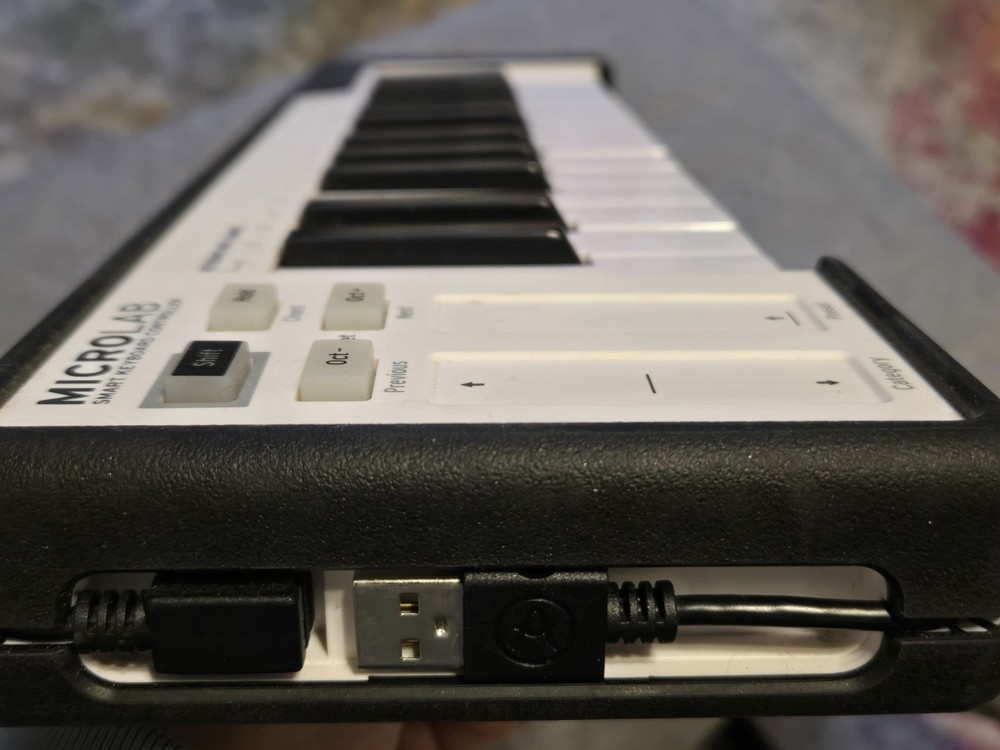 Arturia MicroLab 25-Key Keyboard Controller