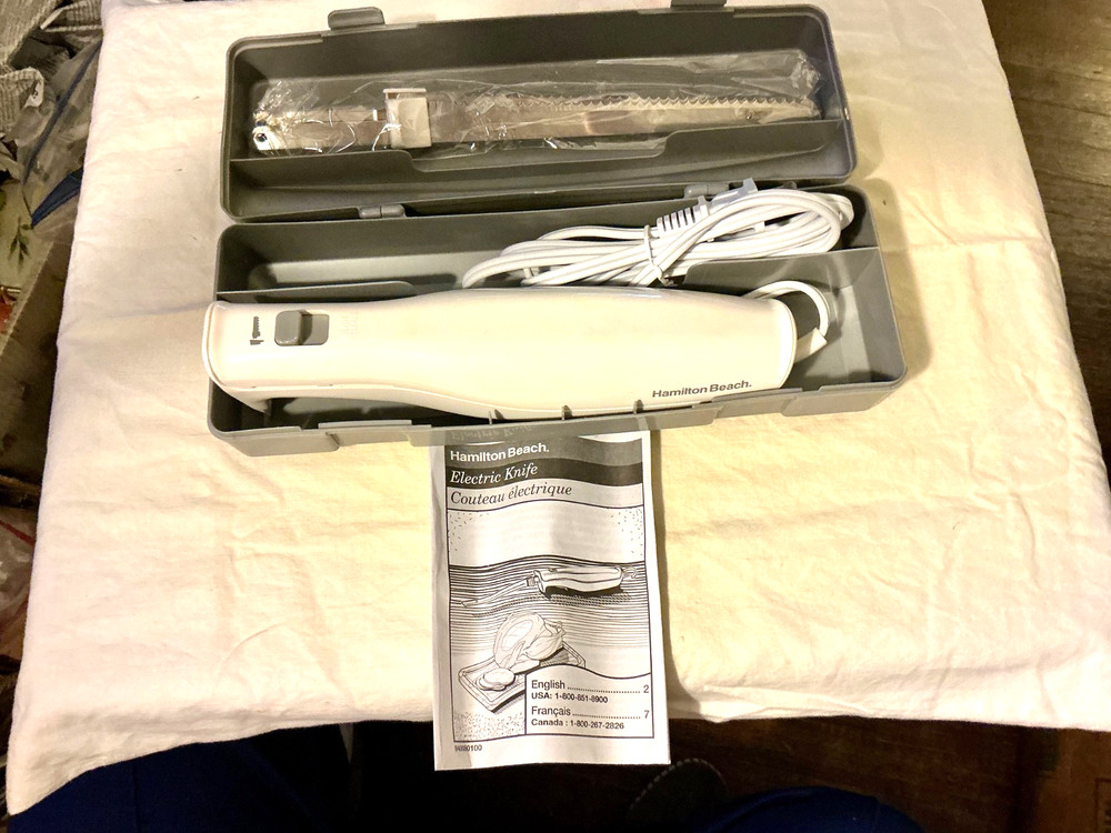 Hamilton beach electric knife with case