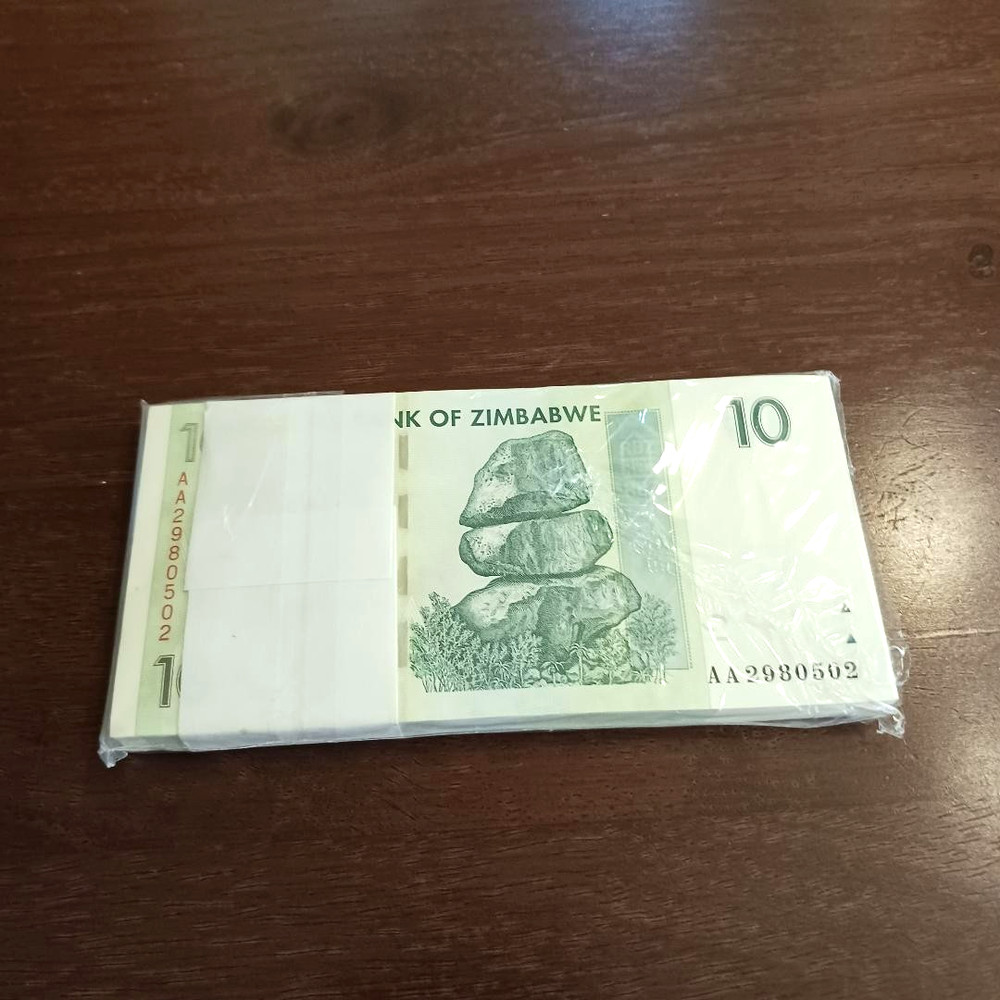 2007 (2008) Zimbabwe 10 Dollars Pick 67.  Uncirculated.  1 Note.