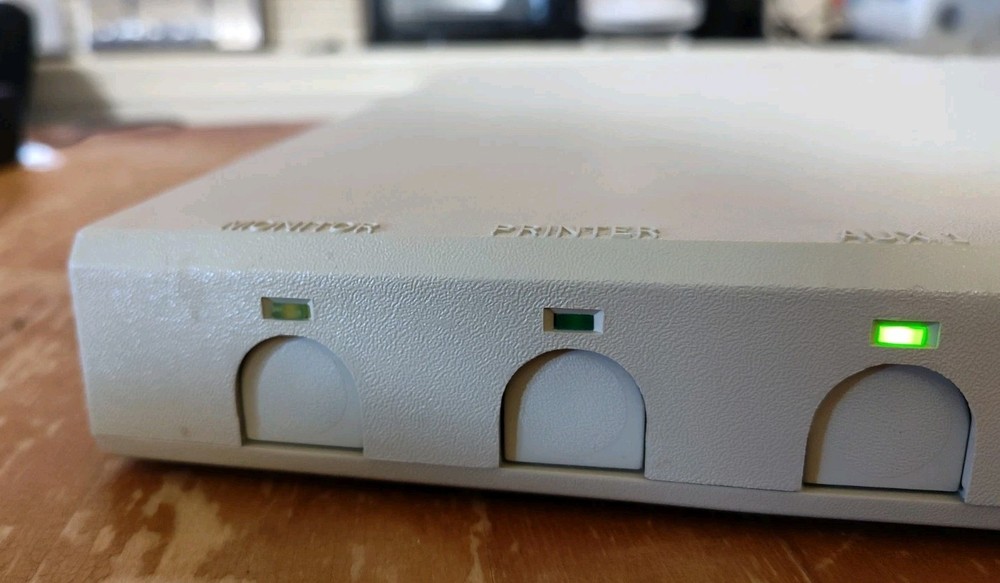 Tripp Lite Isobar Touchmaster Plus Model MT-6 + Plus