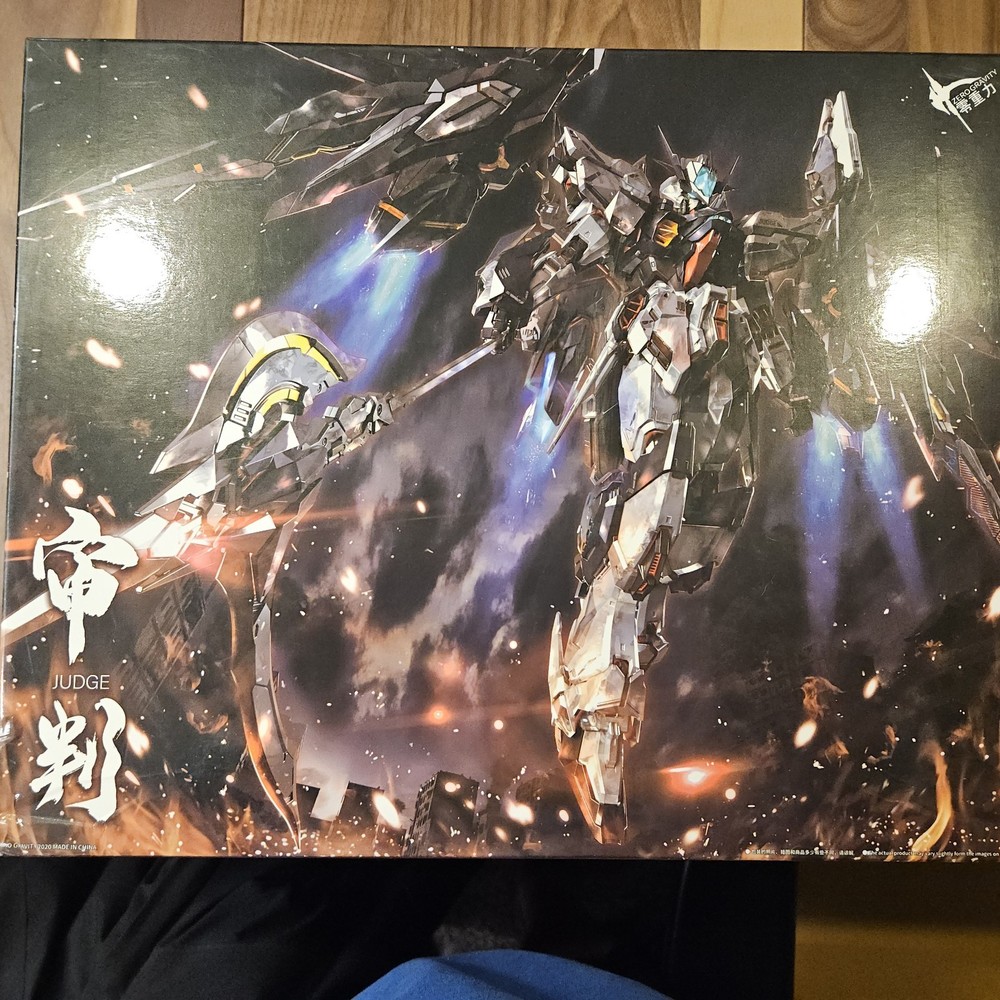 Zero Gravity Judge Mecha Model Kit – Open Box Sealed Bags