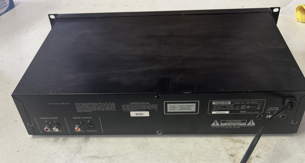 Tascam CD-200iL Professional iPod Dock Combo CD Player “DRIVE ERROR”