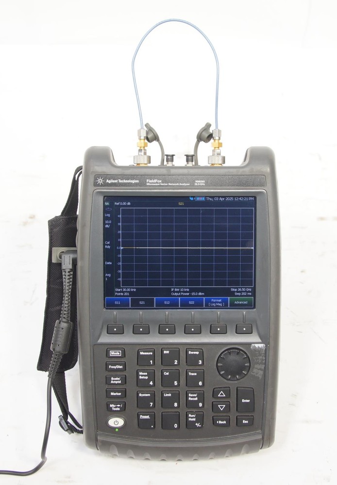 Agilent N9928A FieldFox 26.5GHz RF Microwave Cable Antenna Combination Analyzer