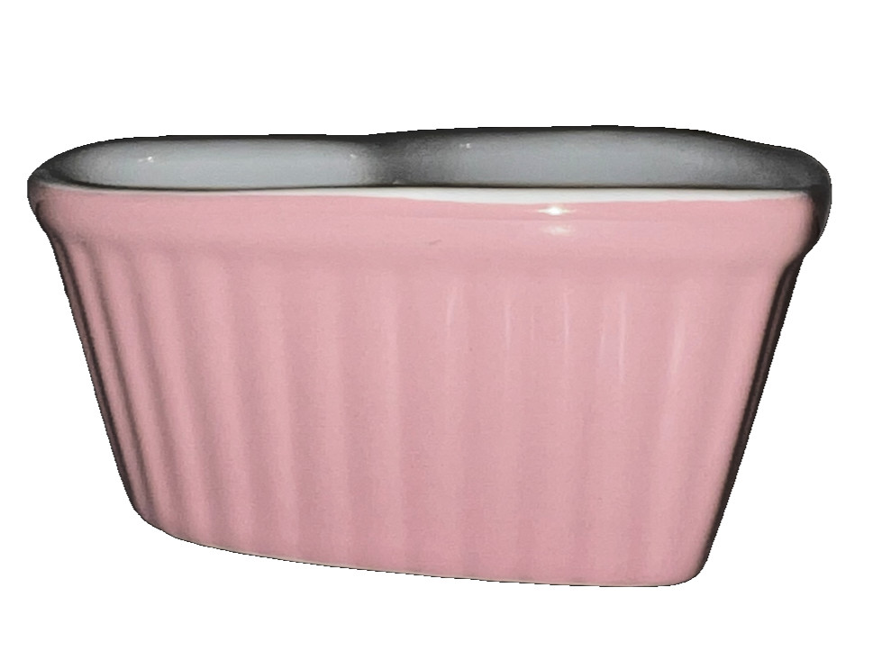Blackhawk Marketing LLC Ceramic Heart-Shaped Ramekin Pink