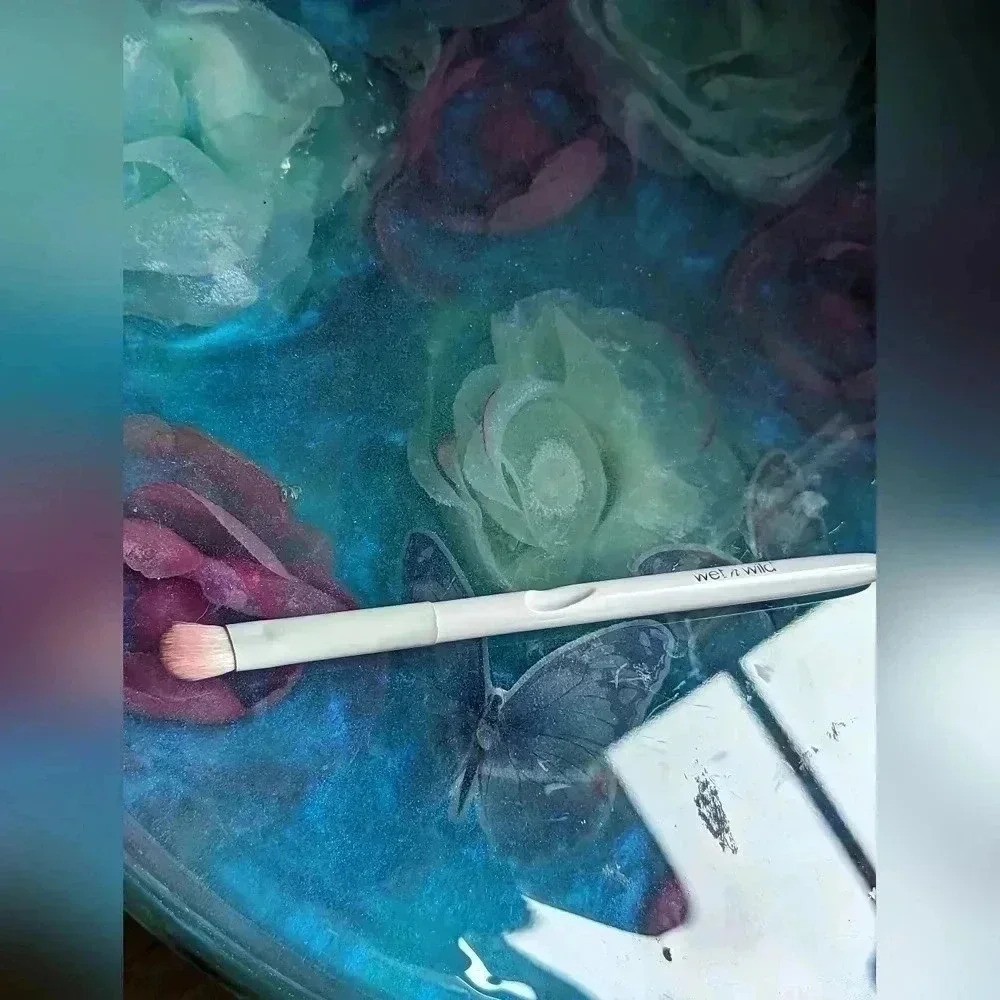 Wet N' Wild Eyeshadow Brush (New)