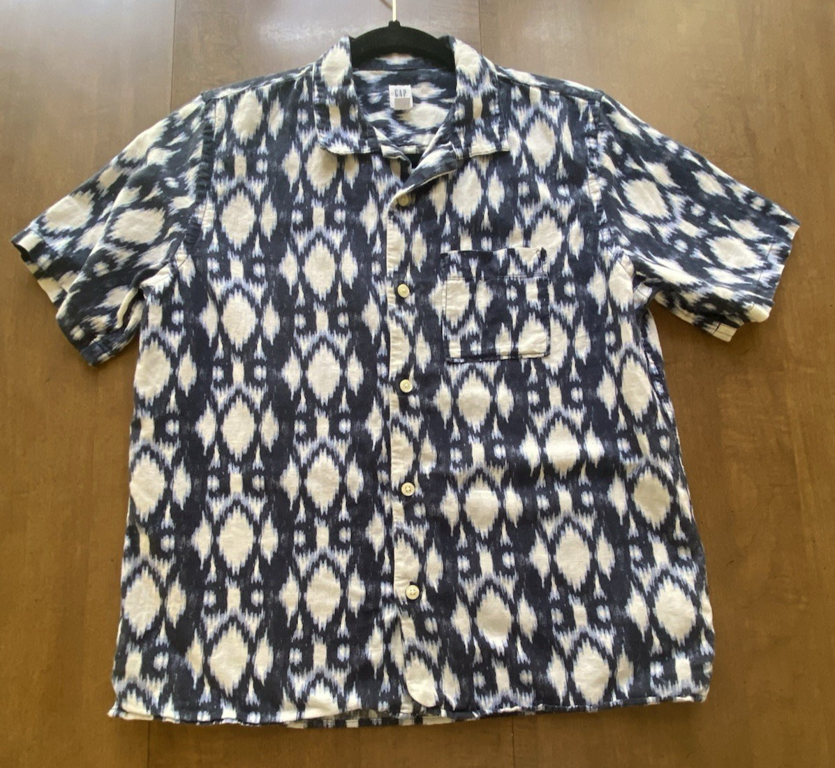 Gap Kids Size 14 Husky Blue Cargo Shorts & 14/16 Print Button Down Shirt Light