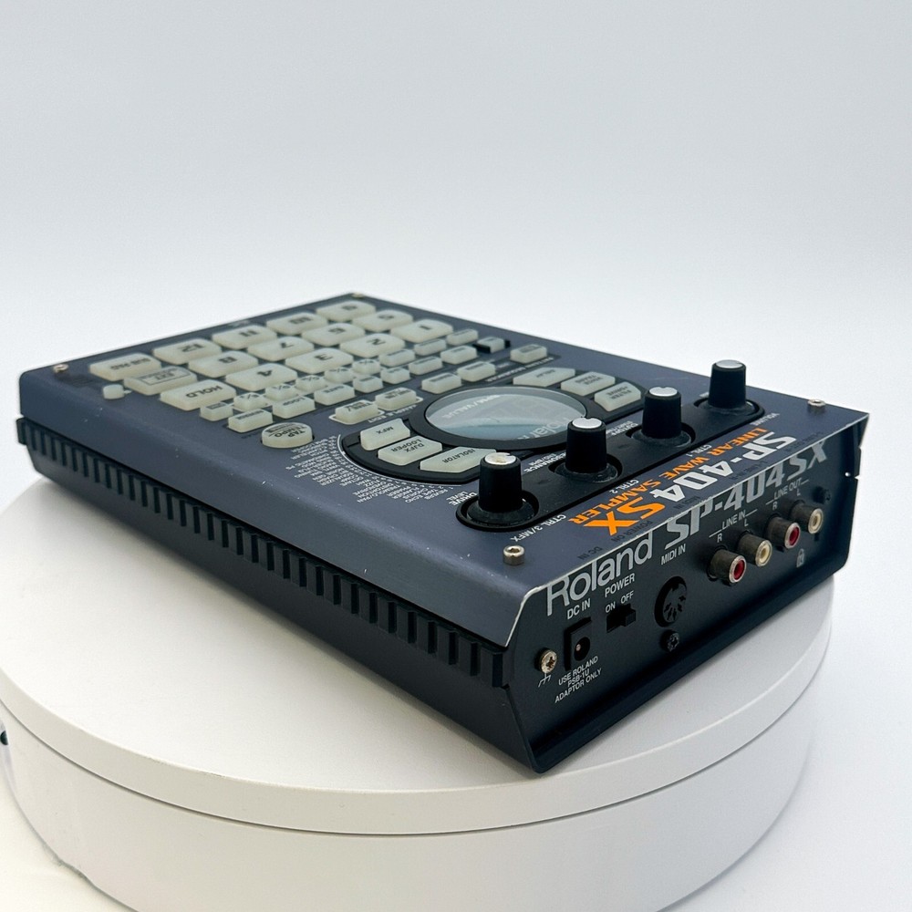 Roland SP-404SX Compact Linear Wave Sampler Tested Good Condition