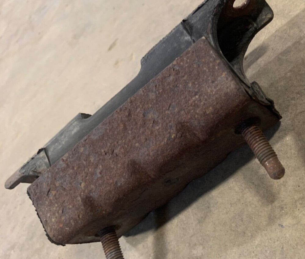 Automatic Allison Transmission Mount 15068560