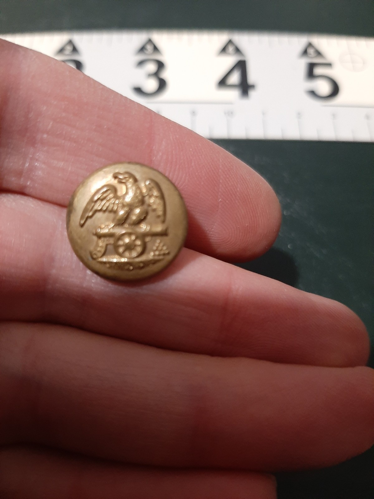 ARTILLERY Button - Eagle and Cannon - OLD - HV Allien Backmark