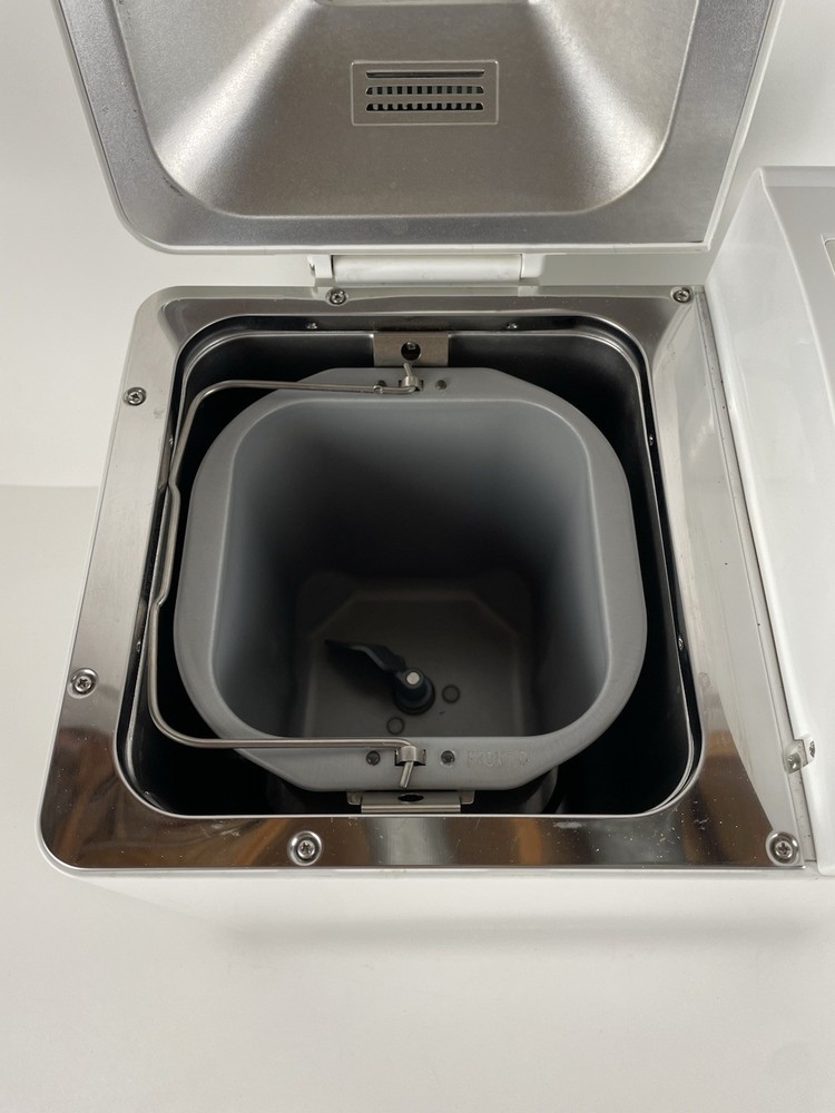 Toastmaster Bread Box Automatic Bread, Dough Maker 2 Lb Model 1154 Tested WORKS