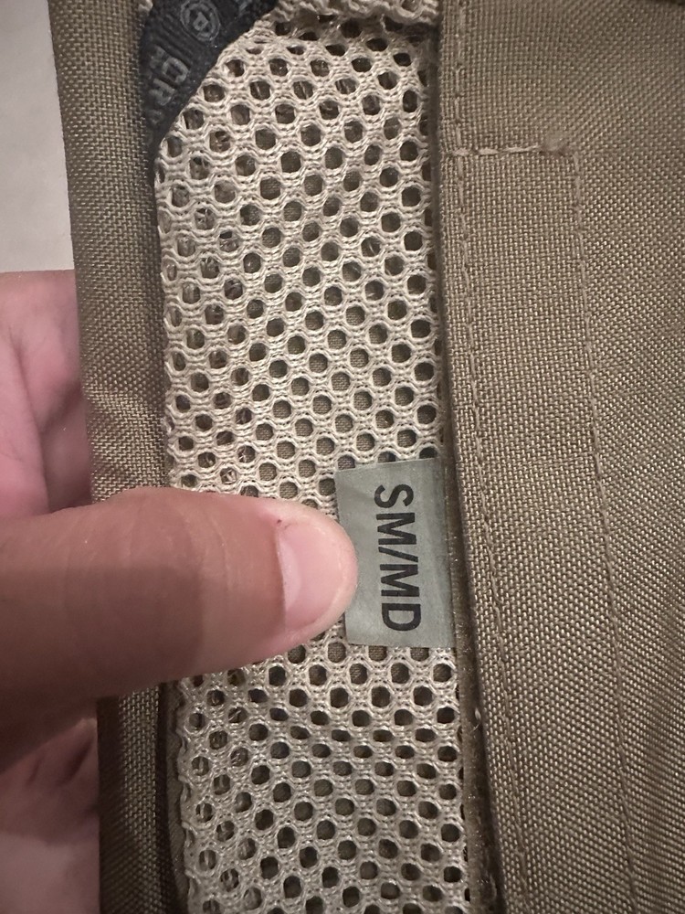 Crye Precision LVMBAV S/M Tan With AXL Adapter