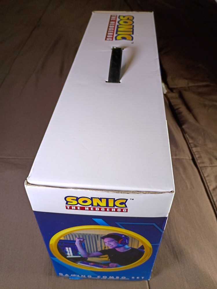 Sakar Wired Sonic the Hedgehog Keyboard Headset and Mouse Combo