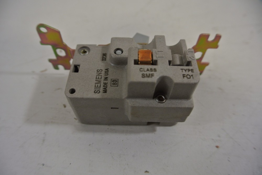 Siemens Manual Starter Toggle Switch single pole Cat: SMFFF1 NIB