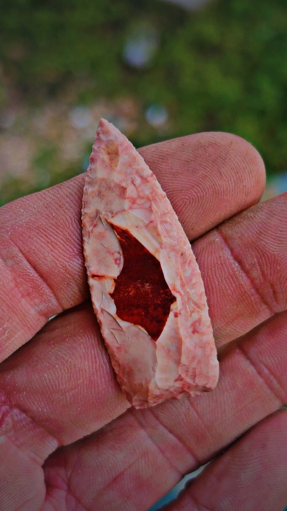 Flintknapped Flint Ridge Stone Arrowhead, Very Nice