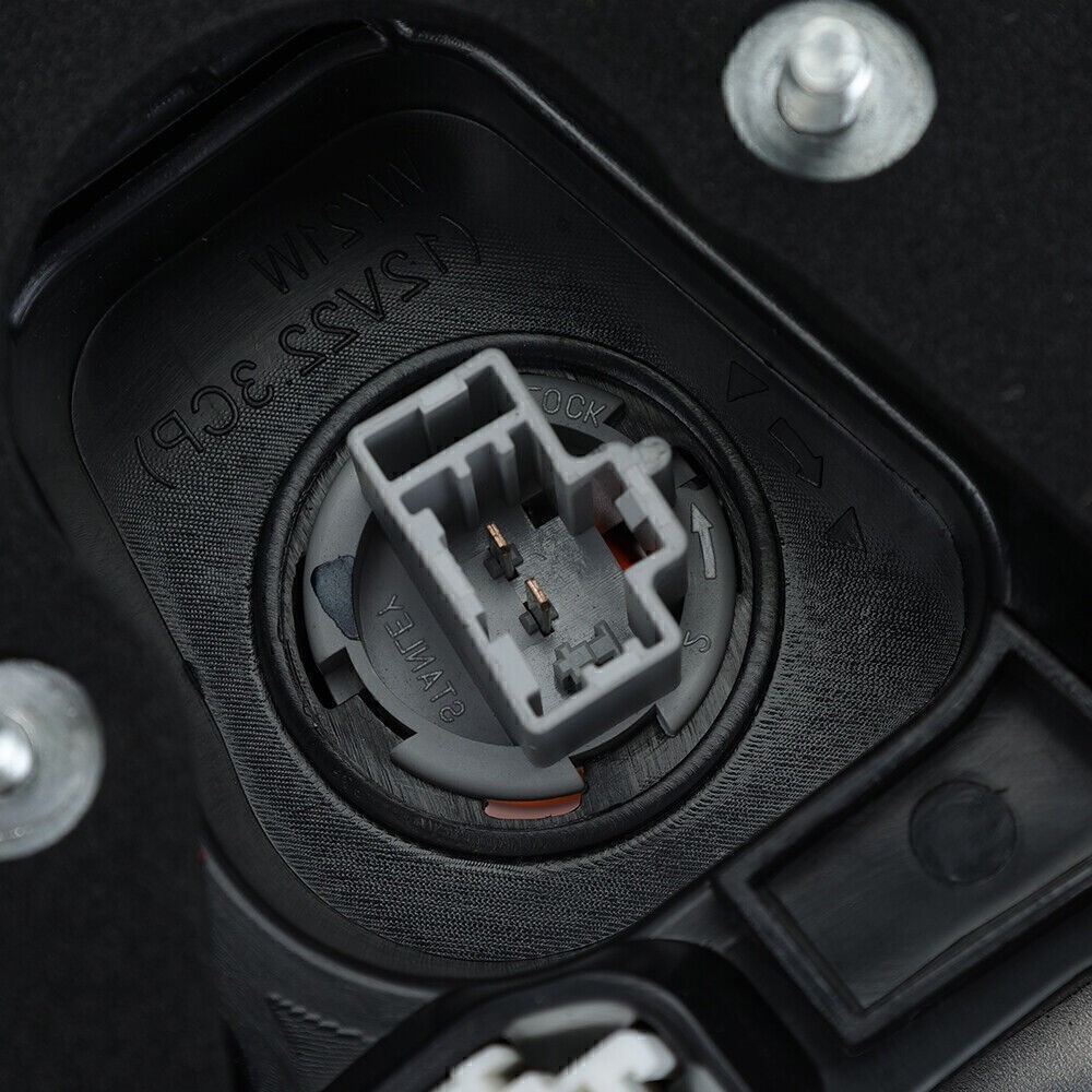 Passenger RH Tail Lights Taillight Lamps Outer For Honda Accord 2016-2017 Right