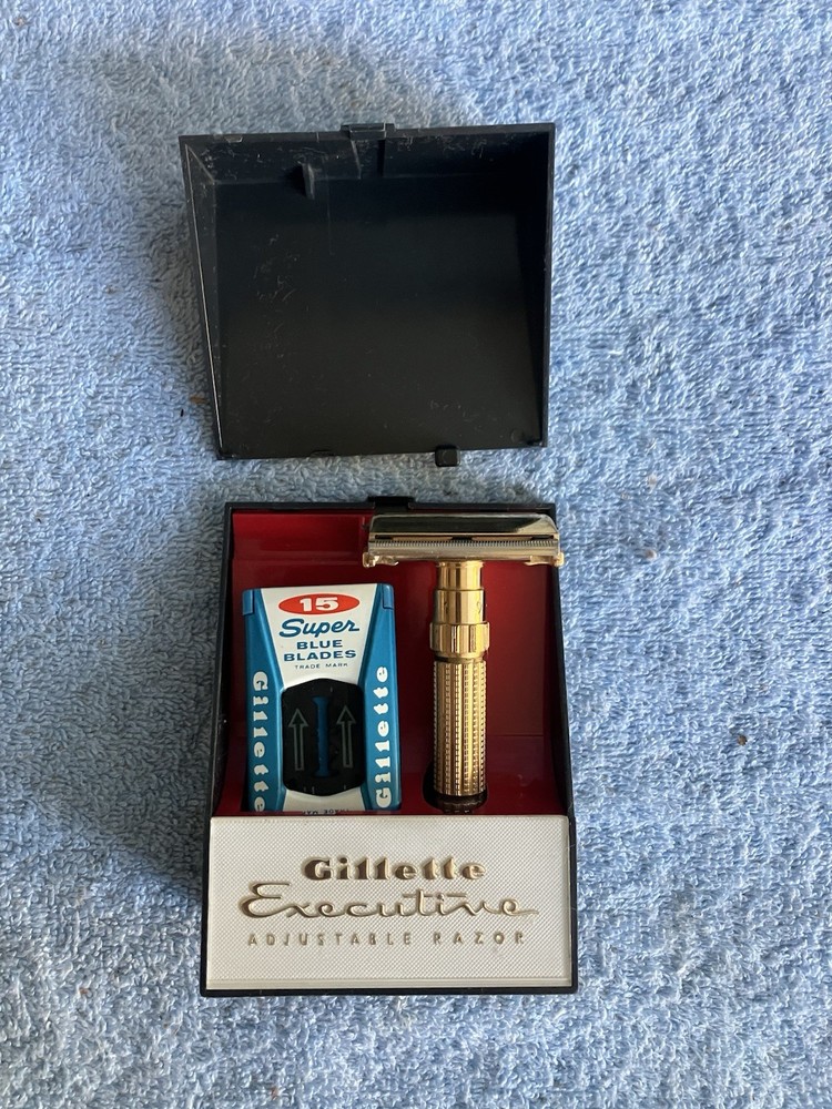 Vintage Gillette Executive Adjustable Razor D3