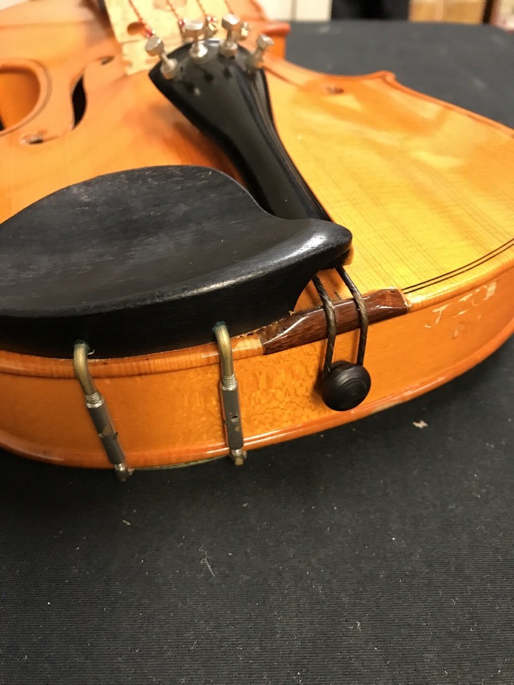 Victor S. Oldenburg 4/4 size Violin