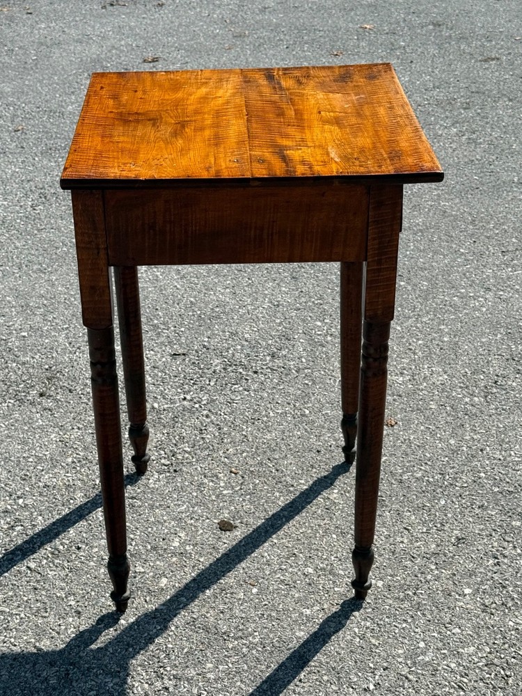 Antique tiger maple side table work stand 1 drawer sheraton 1820