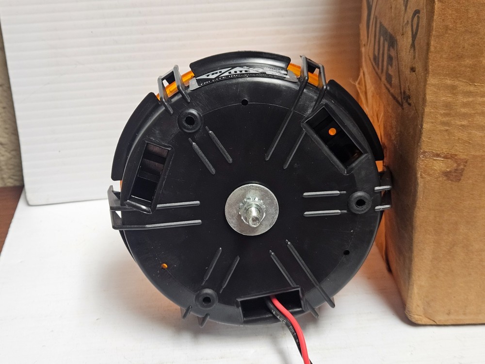 NEW TRI LITE AMBER FLASHING FLASH STROBE LIGHT FF-LP 24VDC