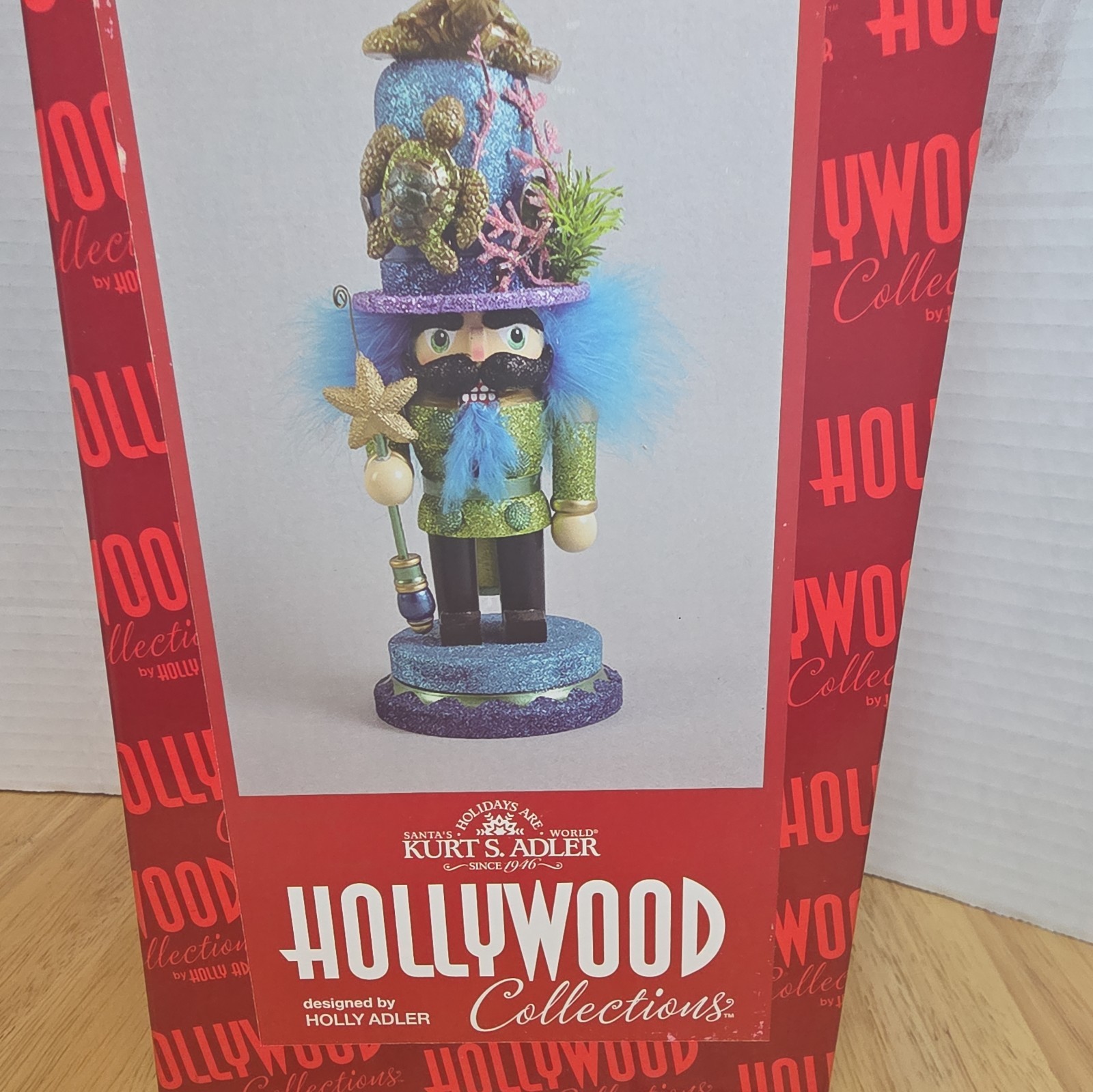 Kurt Adler Hollywood Nutcracker with Sea Turtle Hat, 11-Inch new in box