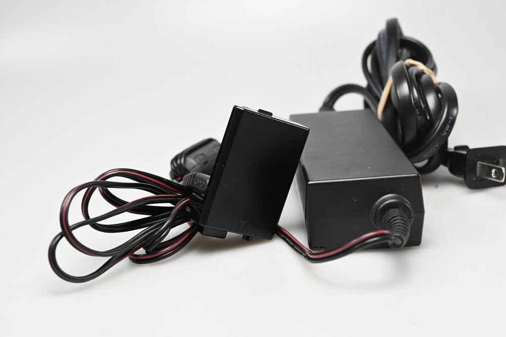 Canon AC Adapter Kit CA-PS700 N, DC Coupler DR-E5 #G591