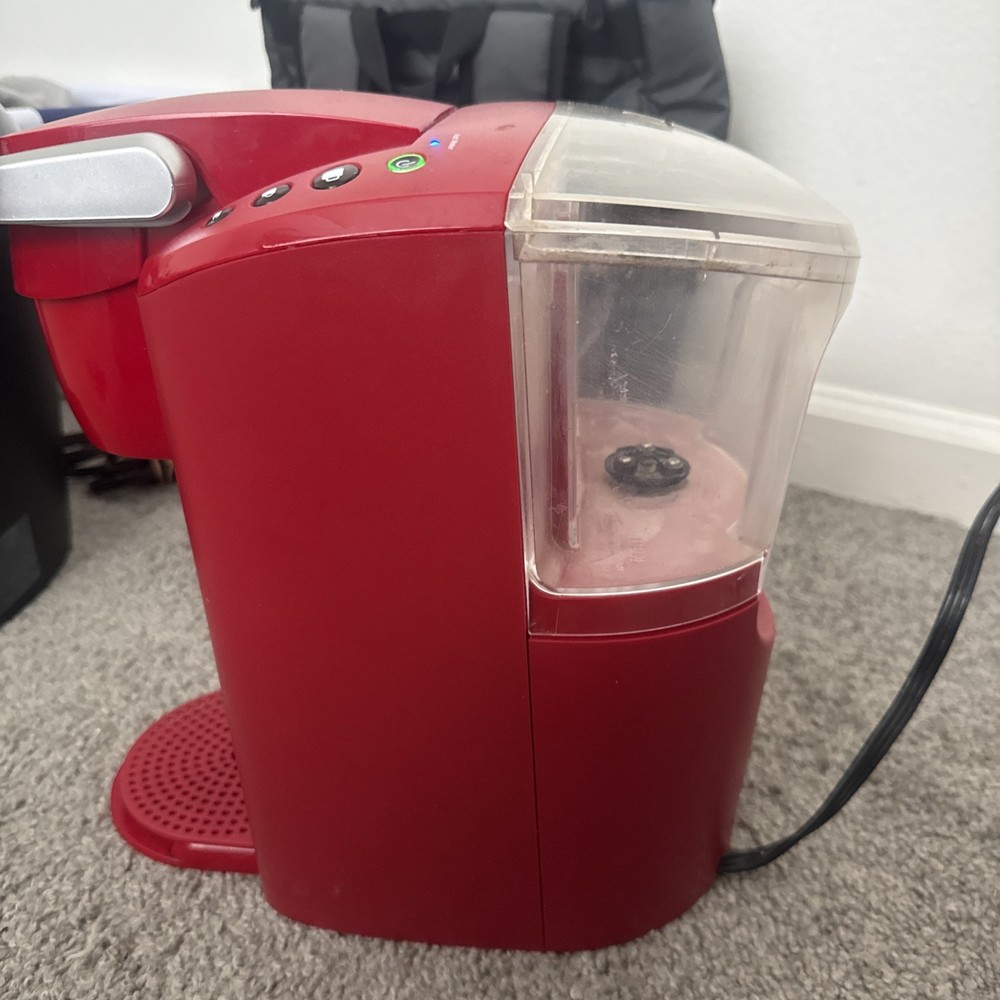 Keurig K-Compact Single K Cup Pod Coffee Maker Red Pre-owned Working