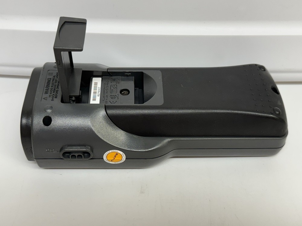 Fluke 41 Power Harmonics Analyzer Meter - Powers on - Cables Manual Floppy Disc