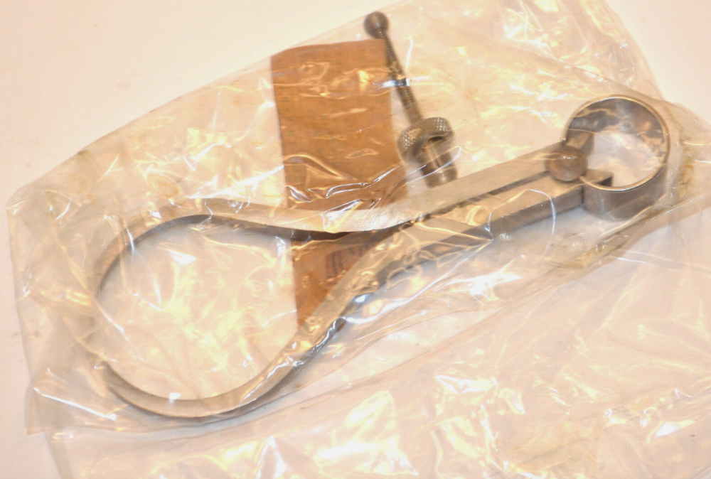 New Old Stock MOORE & WRIGHT UK Micro 4 inch Square Leg Spring Outside Caliper