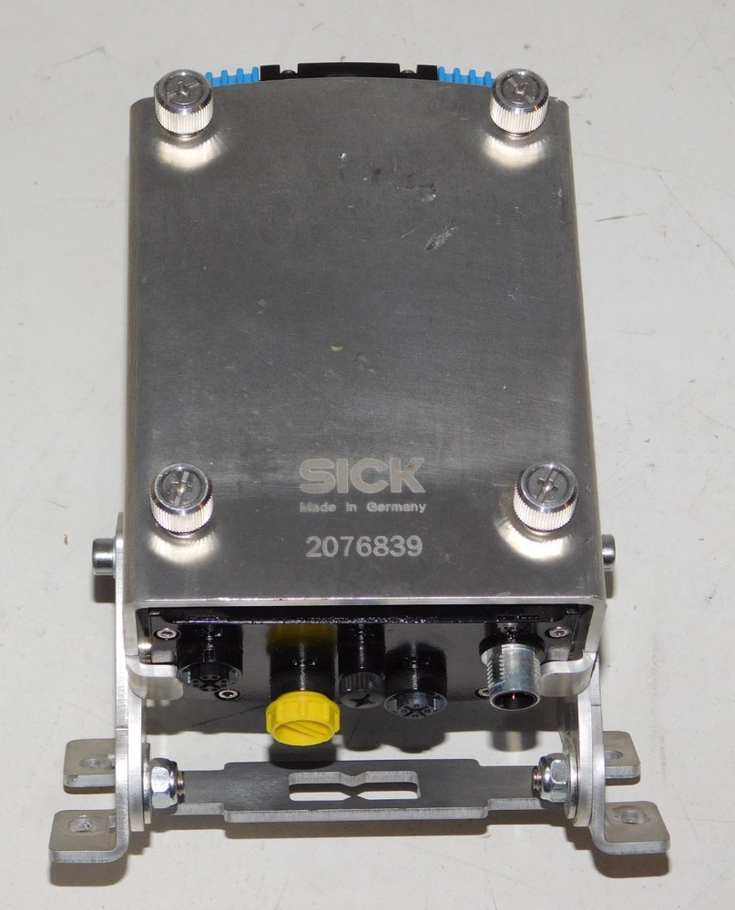 Sick V2D652R-MCXXF6 Lector Image Based Bar Code Reader Scanner Camera 1071728