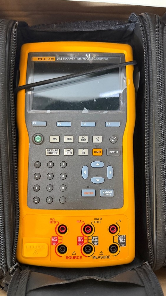 Fluke 754 Documenting Multifunction Process Calibrator