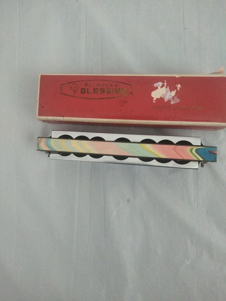 Blessings Harmonica Vintage Red Case
