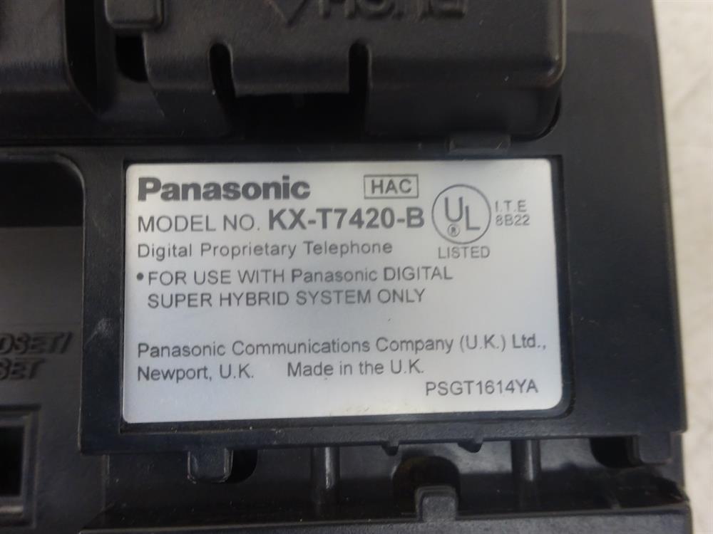 Panasonic KX-T7420B Phone