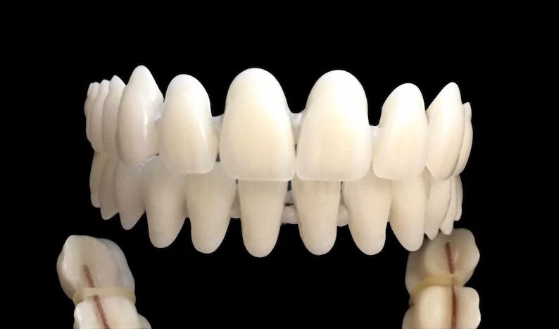 False Snap On Bottom/Upper Lower False Teeth Dental Veneers Dentures Fake Tooth