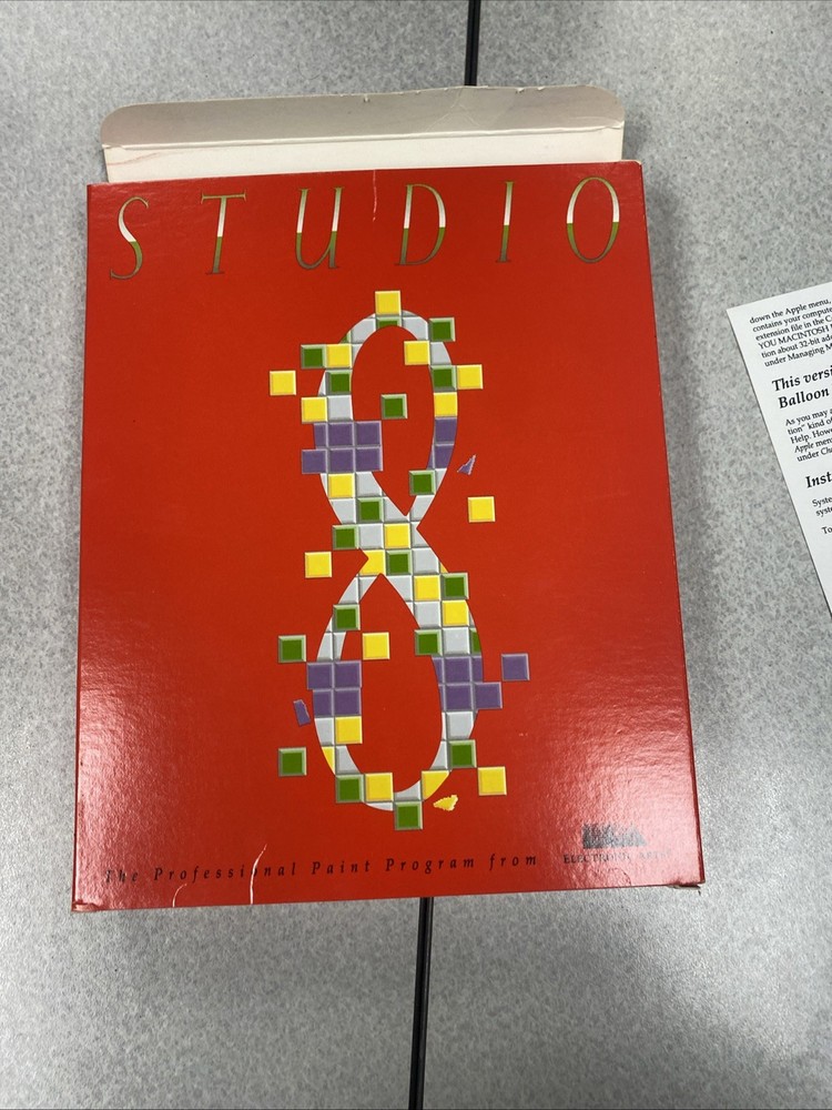 Electronic Arts Studio 8 Professional Paint Program (Macintosh) COMPLETE