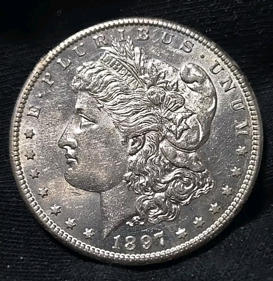 1897 S MORGAN SILVER DOLLAR - BU/UNC+++