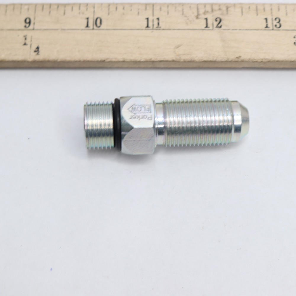 John Deere Adapter Fitting KK81072